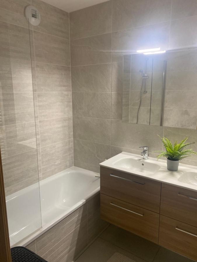 Chambre D'Hote Cosy Hiriburu Saint-Pierre-dʼIrube المظهر الخارجي الصورة